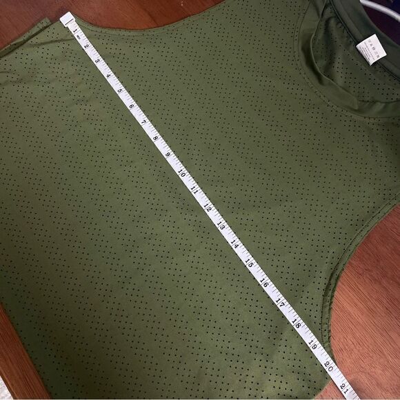 Zyia active olive chill tank RC workout top - Picture 9 of 13